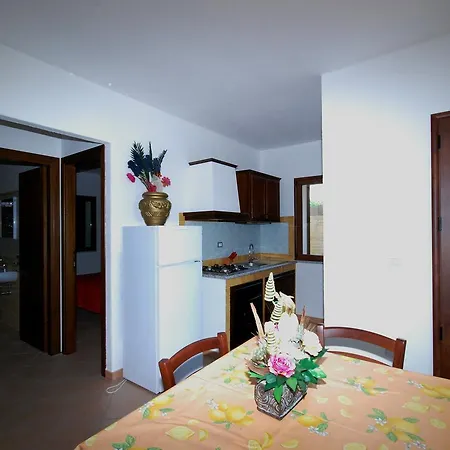 Aparthotel Piccolo In Pietra Tertenia