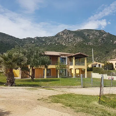 Piccolo In Pietra *